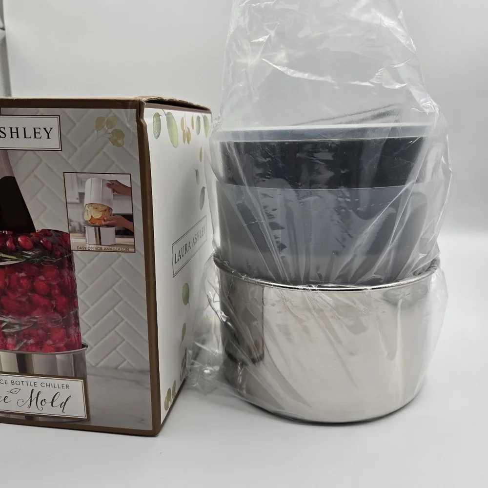 Laura Ashley 3 Piece Bottle Chiller Ice Mold